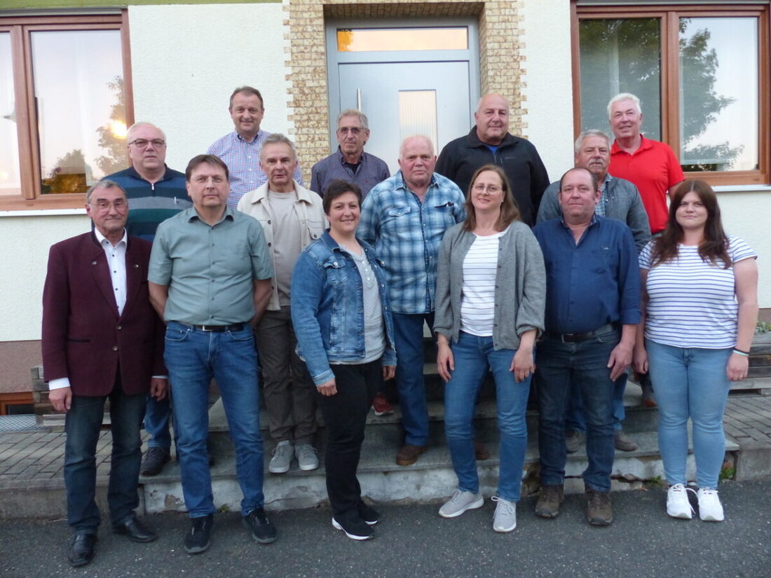 Wieselrieth. Andrea Krapf wurde als neue Vorsitzende des Oberpfälzer Waldvereins einstimmig gewählt. Neue Ämter wurden besetzt und die Jahreshauptversammlung fand im Gasthaus „Schnogenhof“ statt.
