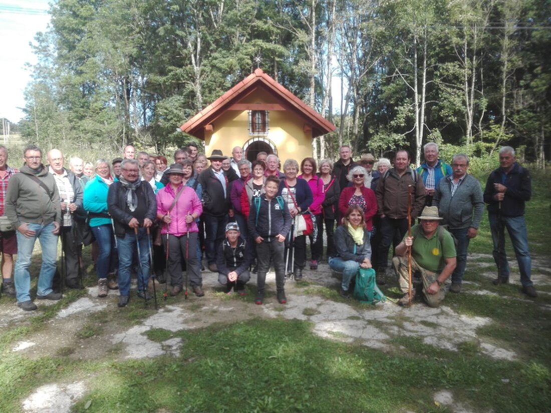 Leuchtenberg/Reichenstein. Mit einem Großaufgebot war der OWV Leuchtenberg unterwegs: Mit dem vollbesetzten Bus fuhren die Wanderfreunde mit Vorsitzenden Michl Schwabl Richtung Stadlern. Von Sieglinde Schärtl  Die Wanderführerin „Rosi“ aus Schönsee [&hellip;]