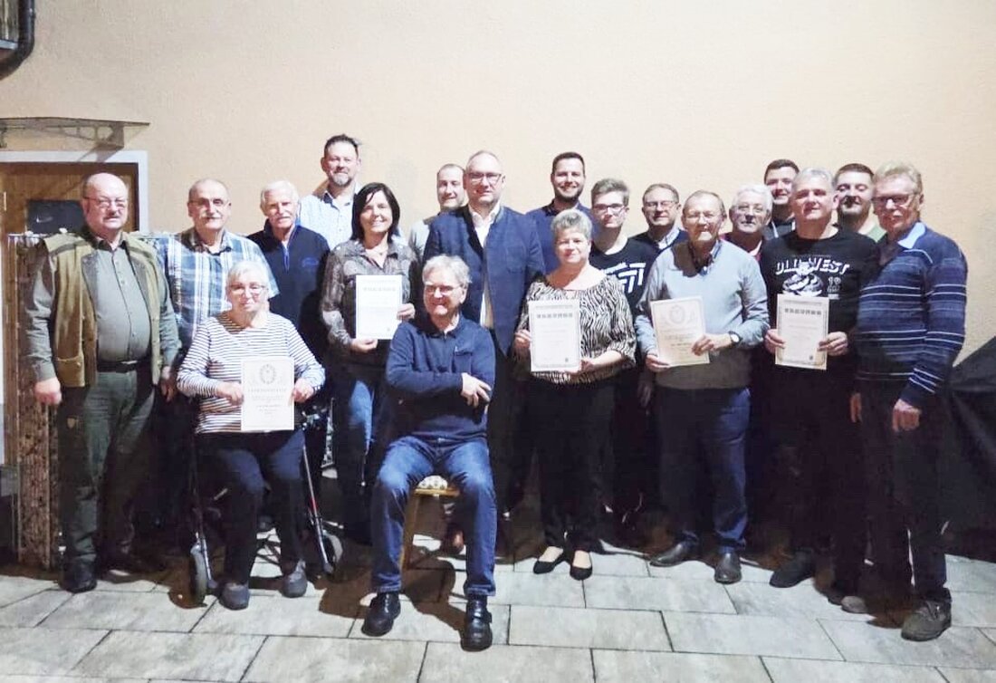 Mantel. Der OWV ist nach der Jahreshauptversammlung ohne ersten Vorsitzenden und ohne Schriftführer; kommissarisch führt der zweite Vorsitzende Hugo Diehl. In etwa acht Wochen soll es eine neue Mitgliederversammlung geben.