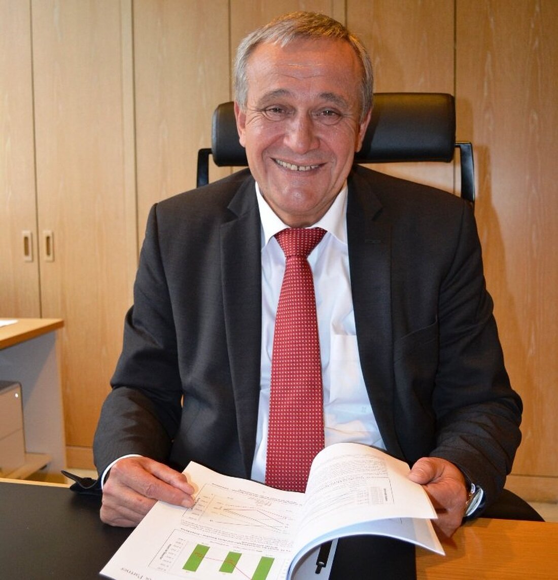 Weiden. Am Samstag, 14. Oktober wird Weidens Oberbürgermeister Kurt Seggewiß 60 Jahre. Im Gespräch mit OberpfalzECHO zieht er eine Bilanz seiner Amtszeit und gestattet einen Ausblick über seine Ziele. Nicht verraten [&hellip;]