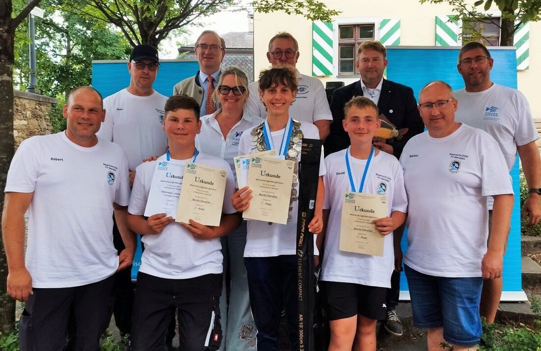 Waldmünchen. Beim Jugendkönigsfischen am Eixendorfer Stausee holte sich Quirin Schuster aus der Oberpfalz den Titel des Bayerischen Landesjugendfischerkönigs und fing den größten Karpfen mit 3,47 Kilo.