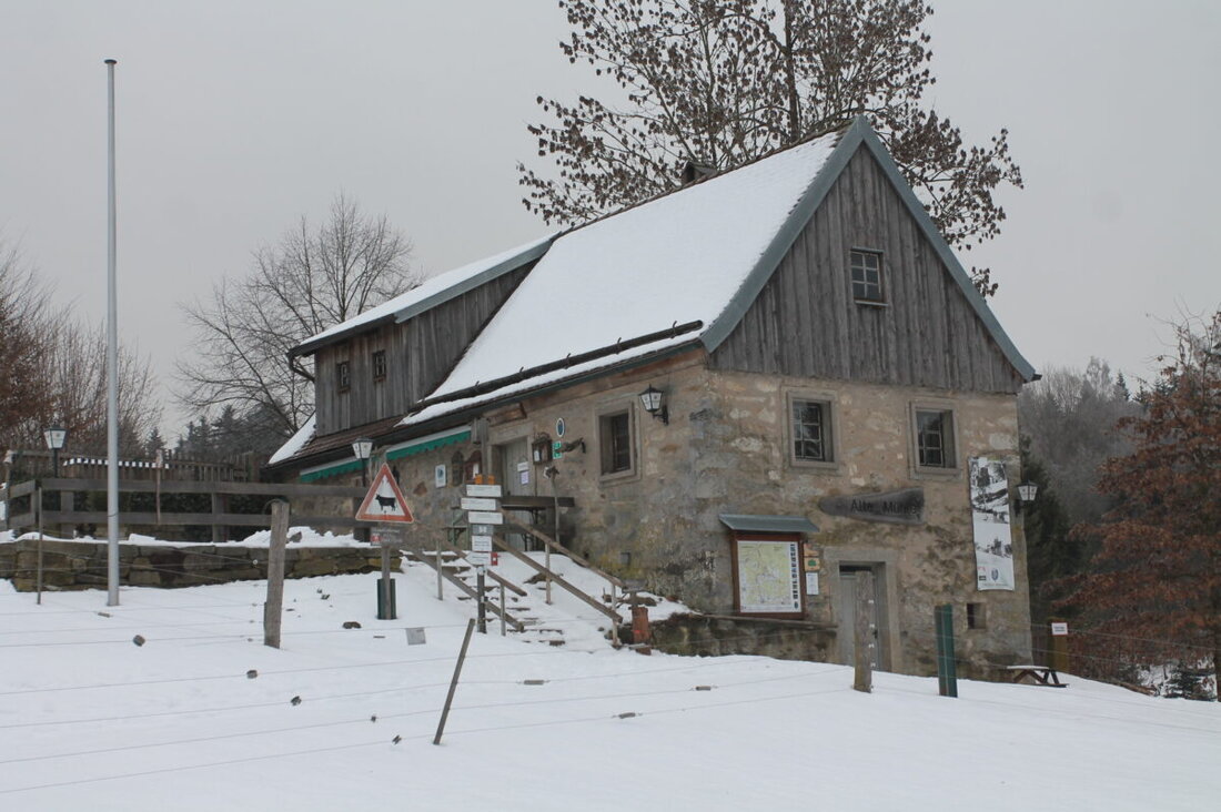 Georgenberg. Der Oberpfälzer Waldverein sucht neue Pächter für die Alte Mühle in Gehenhammer: Daniel Siebert kündigte zum 28. Februar 2026. Er und Ehefrau Melanie führen sie seit dem 1. September 2023; die Suche startet sofort.