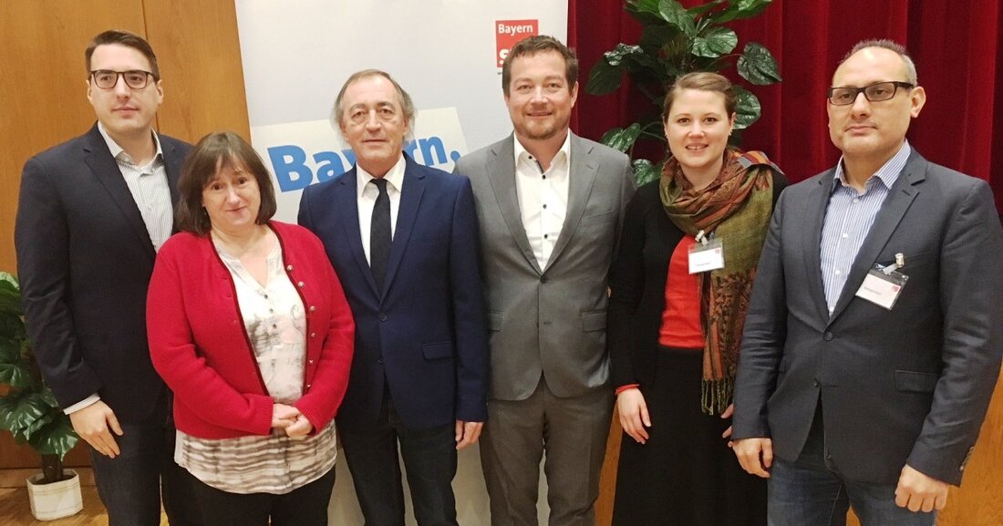 Weiden/Neustadt/Tirschenreuth. Die Oberpfalz-SPD ist ein Spiegelbild der Bundespartei. Etwa die Hälfte ihrer Mitglieder plädiert für eine große Koalition, die andere Hälfte – darunter meist die Jüngeren – ist strikt dagegen. [&hellip;]