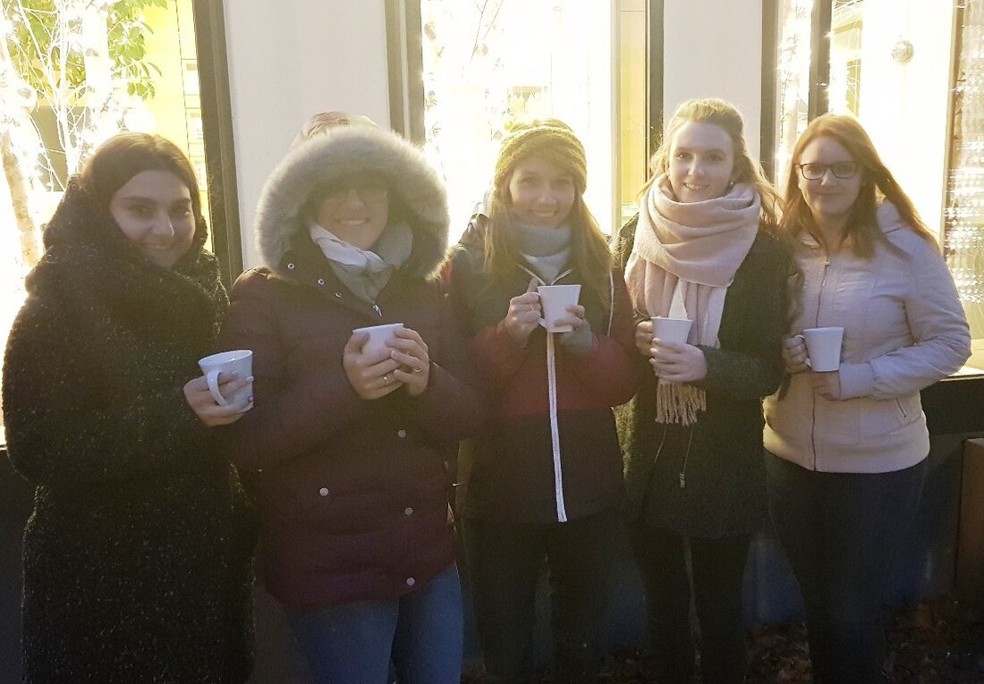 Parkstein. Es gibt zahlreiche Christkindlmärkte in der Region. Gar nicht so einfach sich da für einen zu entscheiden. Welcher ist besonders romantisch? Wo schmecken Bratwurstsemmel und Glühwein am besten? Und [&hellip;]