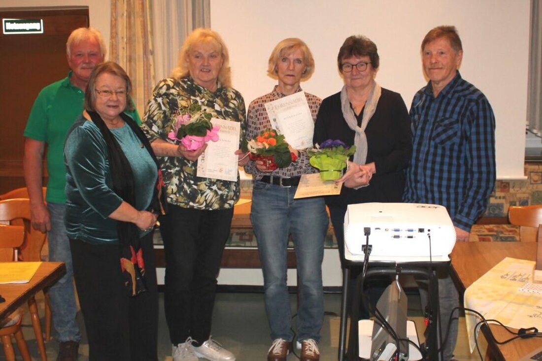 Neustadt am Kulm. Bei der Hauptversammlung des Obst- und Gartenbauvereins gab es viel Lob für Verein und Kulmkids. Der Verein zog eine fleißige Bilanz mit Kursen, Aktionen und Plänen durchs Jahr, dazu standen auch Ehrungen an.