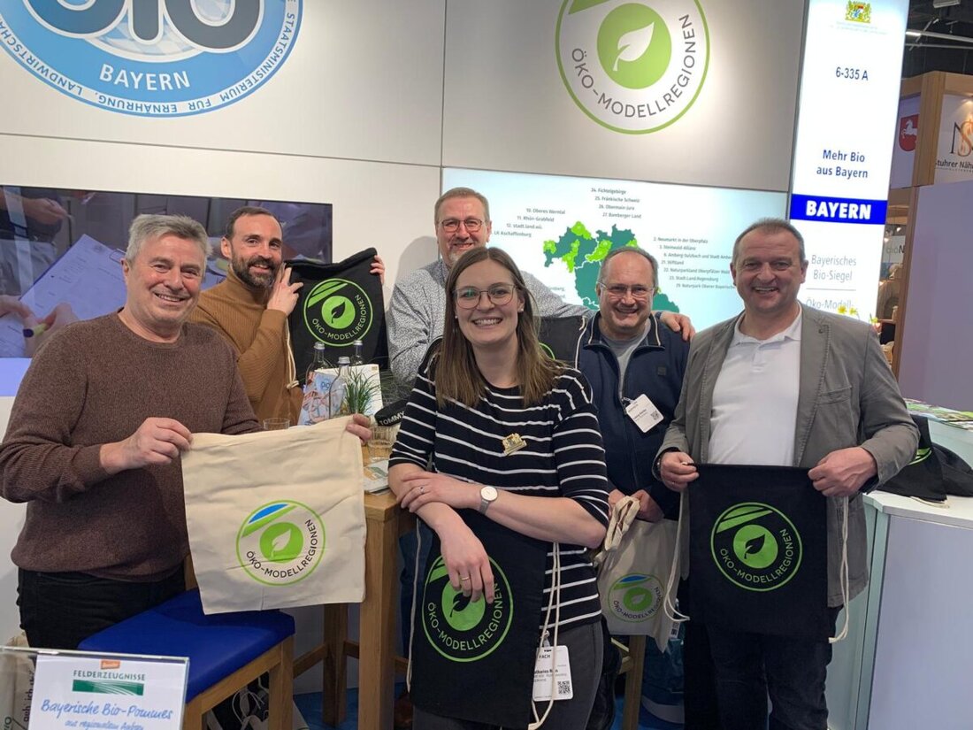 Nürnberg. Die BIOFACH Messe in Nürnberg zeigte die Bedeutung der Öko-Modellregion Naturparkland Oberpfälzer Wald und betonte die Wichtigkeit regionaler Bio-Produkte.