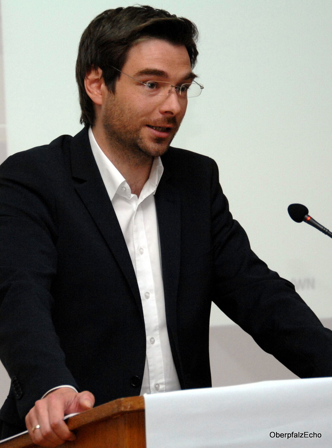 Harlesberg. Sterben ist ein vielfach an den Rand gedrängtes Thema in unserer Gesellschaft. Die allermeisten Menschen befassen sich erst dann mit dem Thema, wenn ein naher Verwandter oder man selbst [&hellip;]