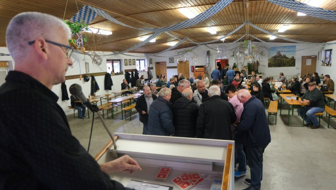Floß. Tradition und Brauchtum zu pflegen und fortzusetzen sind es, die den Kleintierzuchtverein Floß und Umgebung seit seinem Bestehen vor über 60 Jahren auszeichnet. Die Einführung des Oktoberfestes gehört dazu.