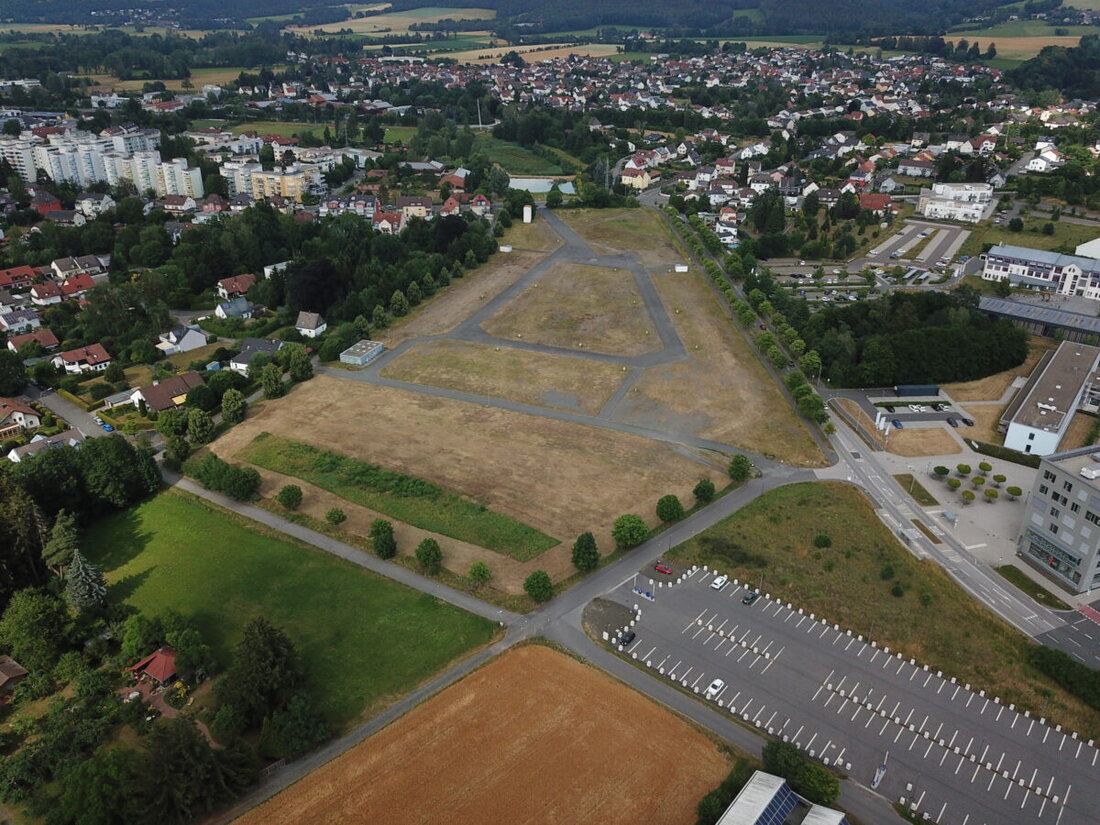 Weiden. Der Abschluss des Rahmenplanverfahrens zum Gebiet des ehemaligen Volksfestplatzes und seiner Umgebung mit Grünflächen, Vereinen sowie der Schul- und Hochschullandschaft rückt in greifbare Nähe.