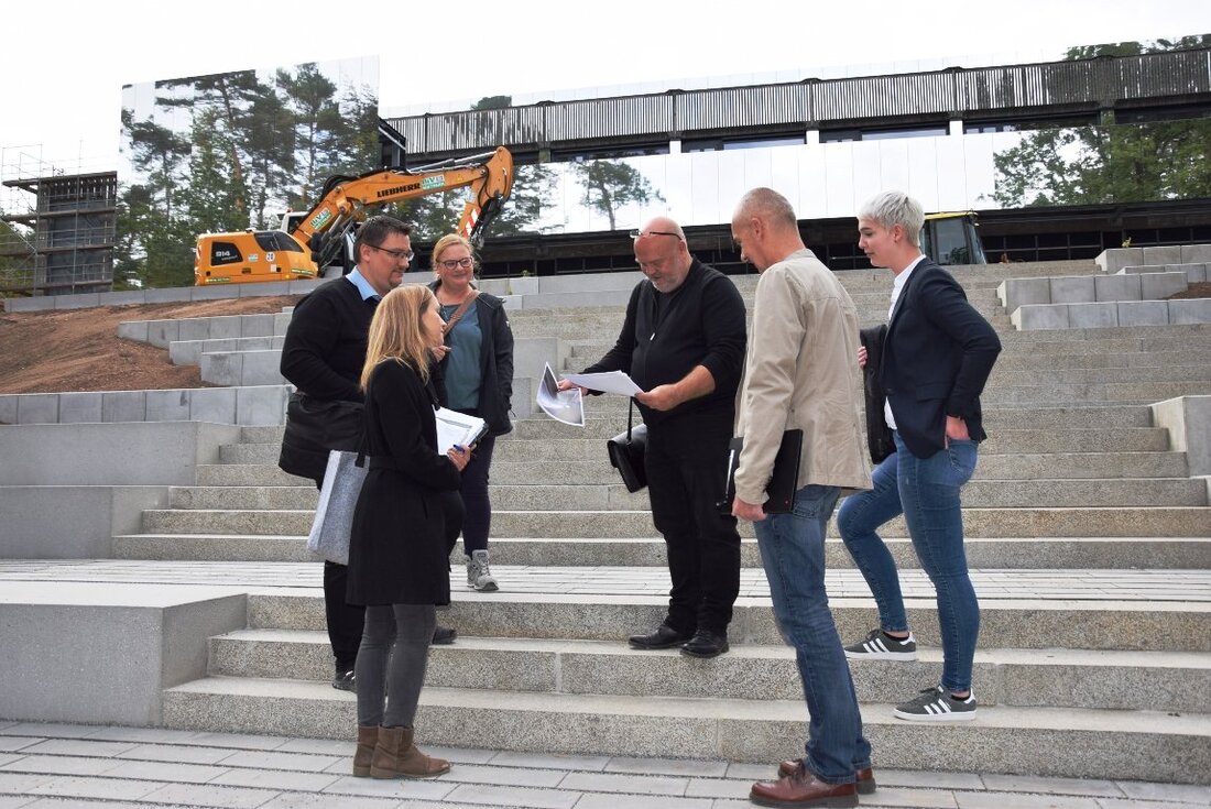 Neustadt/WN. Die Hindernisse bei der Generalsanierung des Neustädter Gymnasiums sind überwunden und der wichtigste und größte erste Bauabschnitt biegt nun auf die Zielgerade ein. In den nächsten Wochen werden viele [&hellip;]