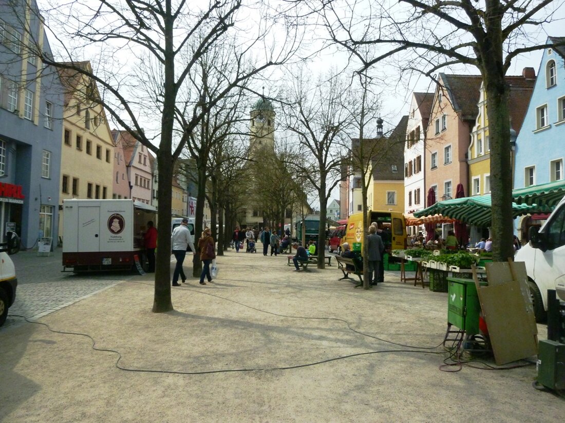 Weiden. Am Sonntag ist wieder Marktzeit! Im Fußgängerbereich der Weidener Altstadt findet am Sonntag wieder der alljährliche Michaelimarkt statt.  Der Markt am Sonntag (2. Oktober) von 10.30 Uhr bis 18.00 Uhr [&hellip;]