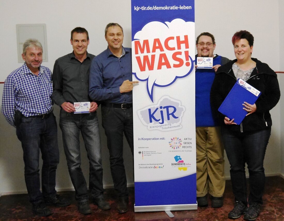 Tirschenreuth. Der Landkreis Tirschenreuth beteiligt sich an dem Bundesprogramm „Demokratie leben!“ des Bundesministeriums für Familie, Senioren, Frauen und Jugend. Dabei können Vereine, engagierte Einzelpersonen und Jugendgruppen einen Antrag auf Förderung bei [&hellip;]