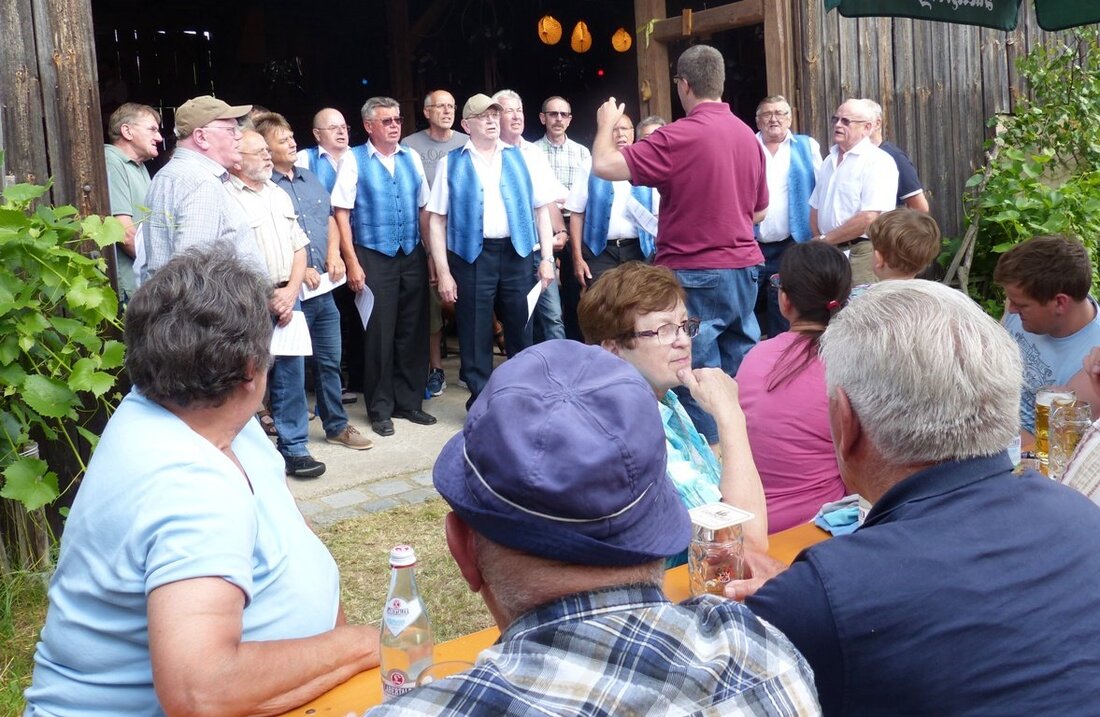 Lückenrieth. Stadt und Land feierte im alten Gehöft im Platzerstodl, zu dem der Männergesangverein (MGV) „Liederkranz“ aus Leuchtenberg geladen hatte. Mittlerweile ist das Stodlfest der Sänger über die Landkreisgrenzen hinaus [&hellip;]