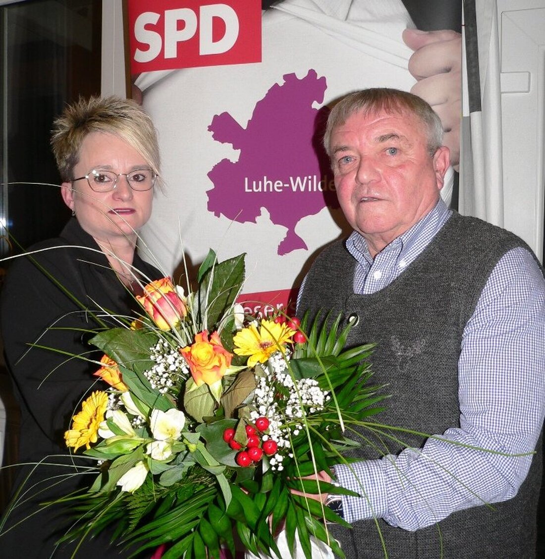 Luhe. Das war bemerkenswert. Fast jeder der SPD-Marktgemeinderatskandidaten nannte in seiner Vorstellung den Namen Julia Bayer, sicherte ihr Unterstützung zu, zollte ihr Respekt und Anerkennung für ihr Engagement. Das spiegelte [&hellip;]