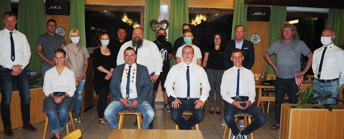 Neustadt/WN. Wie so viele andere Vereine leidet auch der Neustädter Faschingsverein unter der derzeitigen Corona-Krise. „Wir sind aber auf alle Eventualitäten vorbereitet“, konnte Vorsitzender Jürgen Trescher bei der Jahreshauptversammlung berichten. [&hellip;]