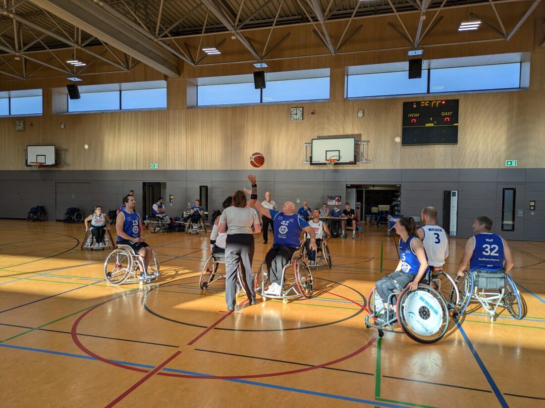 Weiden. Die Rollstuhlbasketballer starteten die Saison 2024/25 mit einem Heimturnier und erreichten den zweiten Platz. Jena gewann das Turnier.