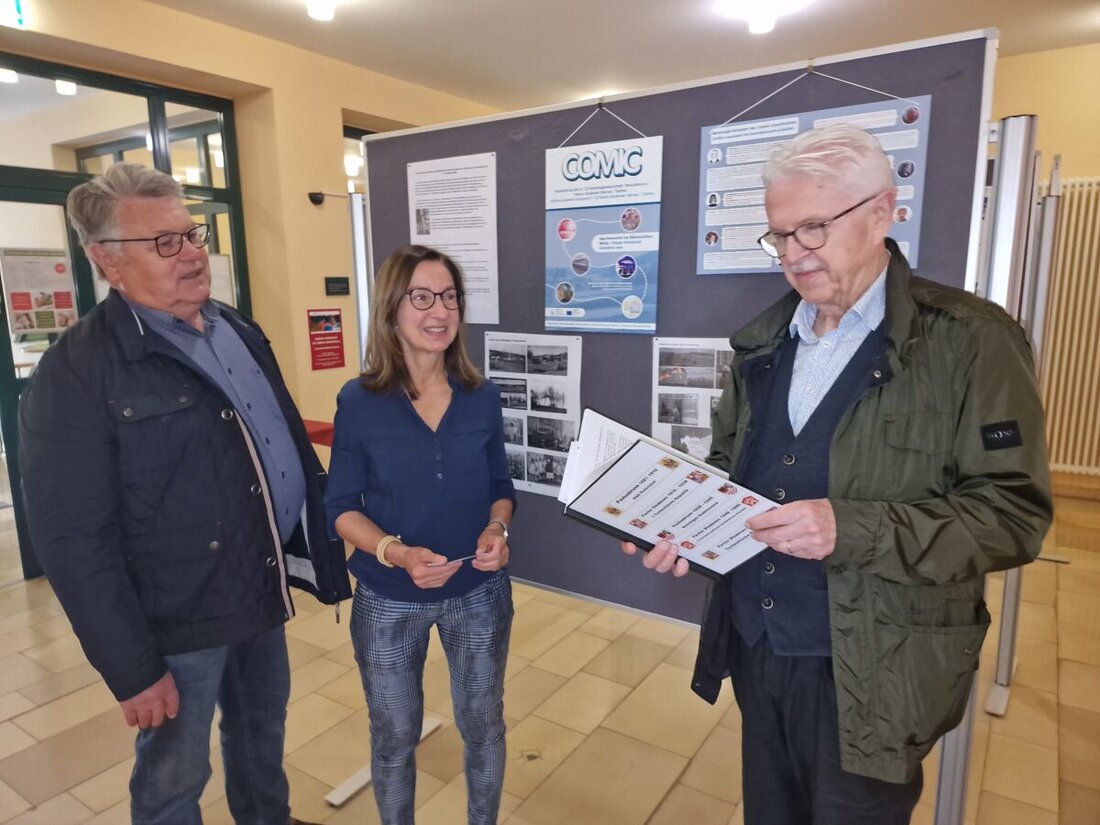 Weiden. In einer einzigartigen Ausstellung wird die Geschichte des verschwundenen Dorfes Paulusbrunn, im Maria-Seltmann-Haus bis zum 13. Juni mittels Comics emotional und anschaulich dargestellt.