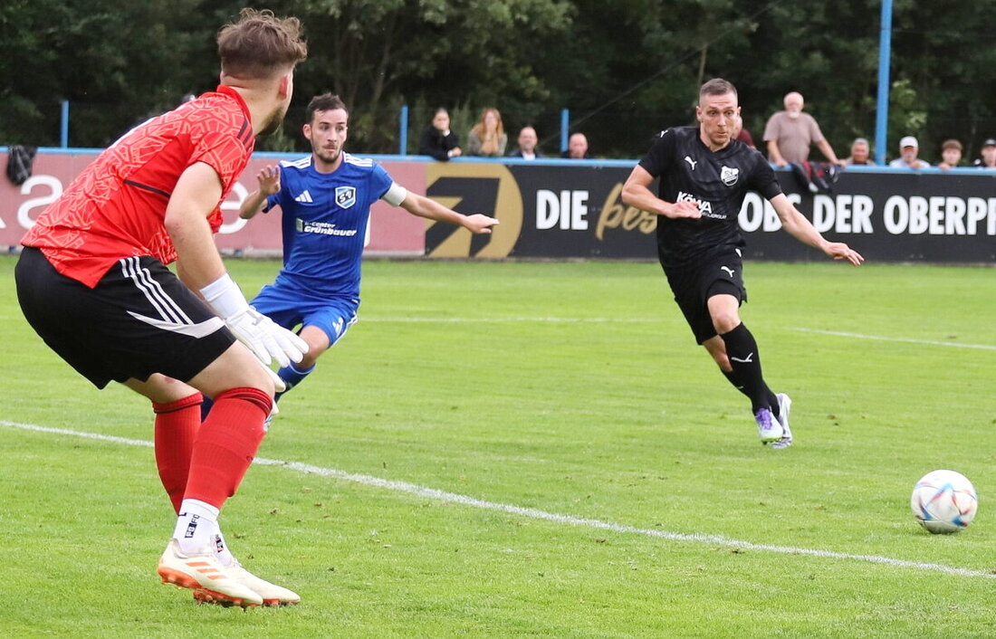 Etzenricht. Am Samstag um 15 Uhr empfängt der SV Etzenricht den SV Schwandorf-Ettmannsdorf zum Oberpfalzduell. Die Gäste reisen als klarer Favorit mit bayernligareifem Kader und Blick auf Relegationsrang zwei an.