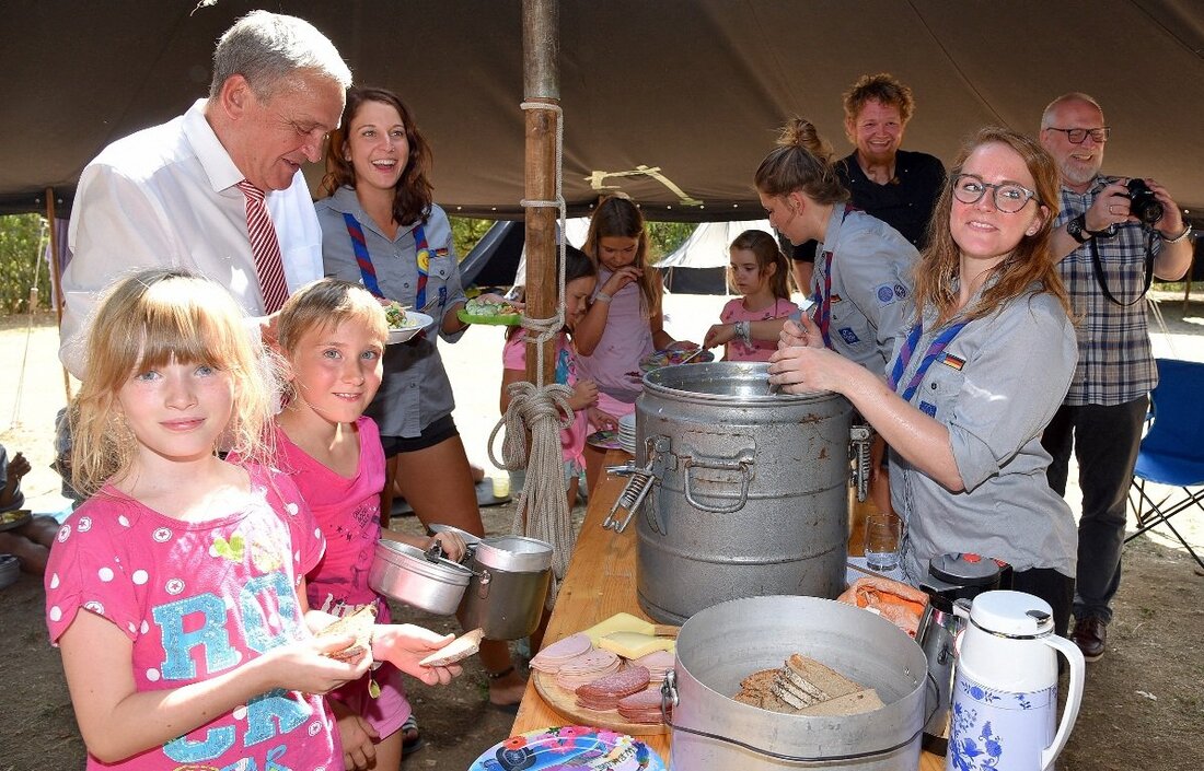 Weiden. Das Pfadfinderlager mit dem Motto “Wettkampfspiele” wartete mit viel Action und Teamgeist auf. Das Pfadfinderlager in Reglersruh hat bereits eine lange Tradition.  Von Jürgen Wilke  Wie jedes Jahr organisierte [&hellip;]