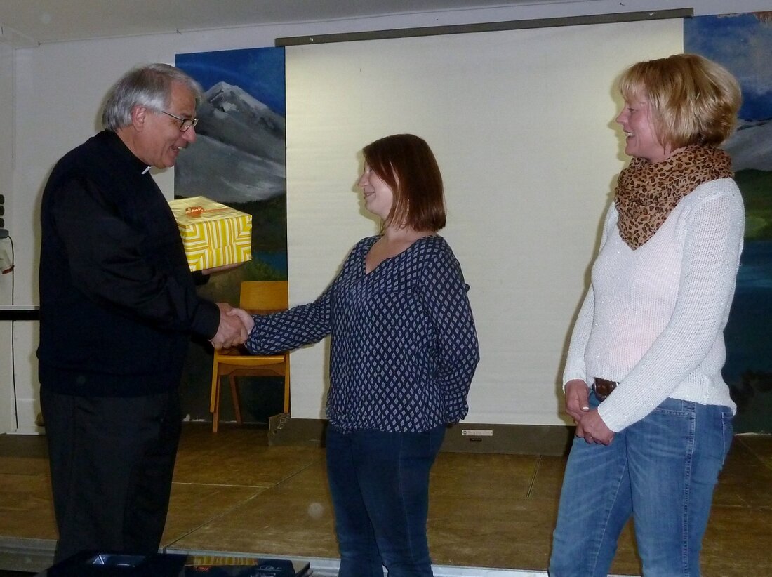 Püchersreuth/Wildenau/Wurz. Am Vorabend des Patroziniums zu Ehren des Hl. Apostels und Evangelisten Matthäus lud der Pfarrgemeinderat der Pfarreiengemeinschaft Püchersreuth/Wurz/Wildenau zum jährlichen Pfarrfamilienabend in den Gemeindesaal Püchersreuth ein. Von Tom Kreuzer Die [&hellip;]