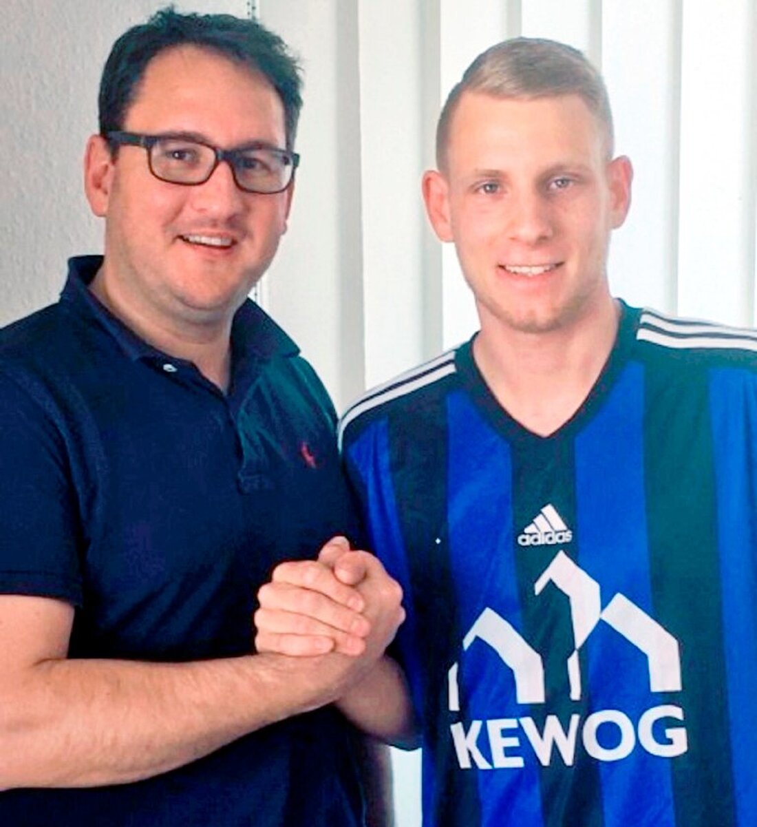 Weiden. Der Fußball-Bayernligist SpVgg SV Weiden stellte seinen nächsten Neuzugang vor: Florian Rupprecht vom Regionalligisten SpVgg Bayern Hof wird in der Saison 2017/18 für die Schwarz-Blauen auflaufen. „Er ist jung, [&hellip;]