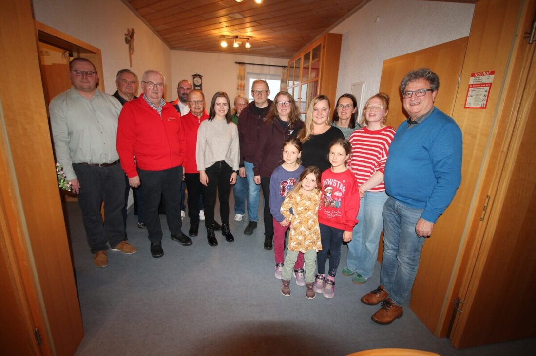 Altendorf bei Pressath. Beim Pizzafest am 30. August sorgten 1.370 Pizzen für einen satten fünfstelligen Überschuss. 9.000 Euro gingen an die Kinderkrebshilfe Oberpfalz-Nord, weitere Spenden an vier regionale Hilfsorganisationen.