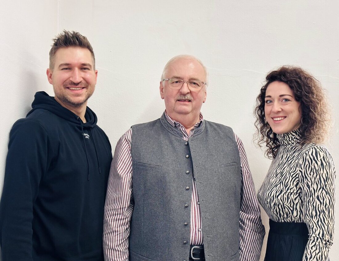 Neudorf. Die Podcaster von GOATNZAUN G'RATSCH sammelten mit einem Live-Event 650 Euro für die Kinderkrebshilfe Oberpfalz Nord. Die Spenden unterstützen Therapien und Ausflüge für krebskranke Kinder und ihre Familien.