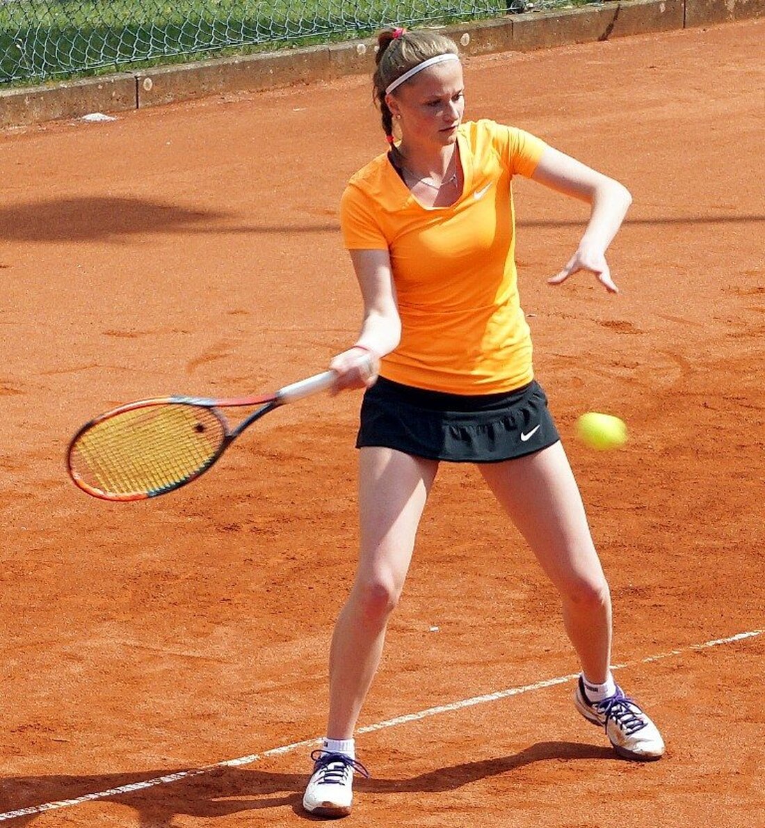 Neunkirchen. Das war mal ein Auftakt nach Maß: Die Damen I der Tennis-Gemeinschaft (TG) Neunkirchen haben einen erfolgreichen Auftakt in die neue Saison hingelegt. Das Team um Mannschaftsführerin Theresa Herrmann setzte [&hellip;]