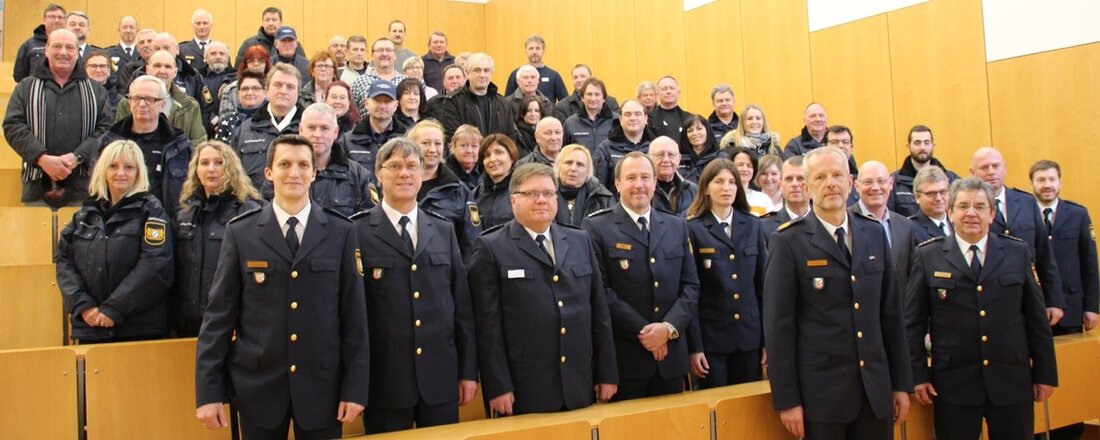 Weiden/Tirschenreuth. Dass Zivilcourage nicht an Bedeutung verliert, stellen die Angehörigen der Sicherheitswachten in der Oberpfalz Tag für Tag eindrucksvoll unter Beweis. Ihr täglicher Dienst verlangt dabei regelmäßig professionelles Handeln und [&hellip;]
