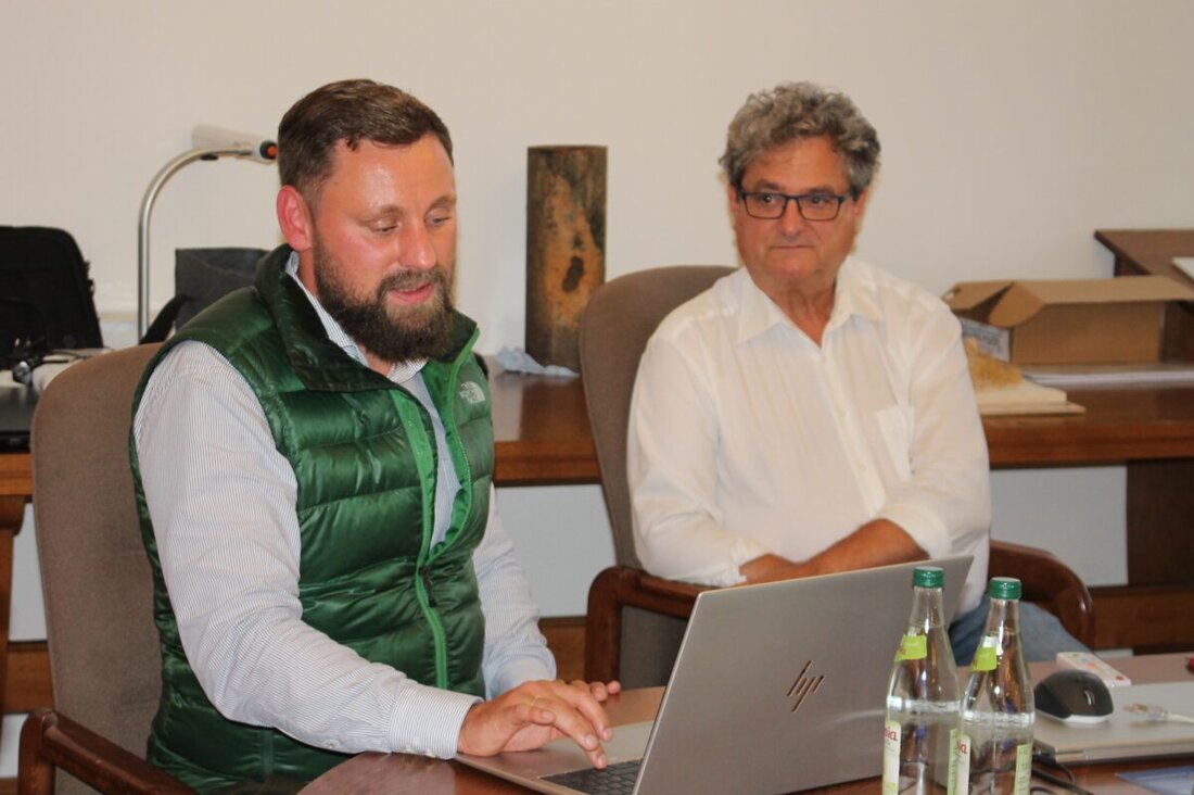 Pressath. Die Stadt strebt im Einklang mit dem bayerischen Klimaschutzgesetz eine schnelle Umsetzung der „Wärmewende“ an, um bis zu 80 Prozent Förderung zu erhalten. Gebäudesanierung und regenerative Energien sollen den Wärmeenergieverbrauch erheblich senken.