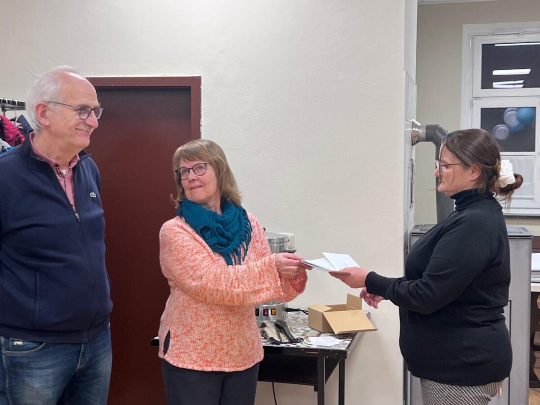 Pressath. Der Ortsverein der Pressather SPD fördert Nachhaltigkeit durch Online-Veröffentlichung des "Klartexts" und unterstreicht mit einem Kinderrätsel die Bedeutung demokratischer Werte. Gewinner des Rätsels wurden bei einem Spieleabend der AWO bekanntgegeben, Preise waren Gutscheine der Bodner Buchhandlung.