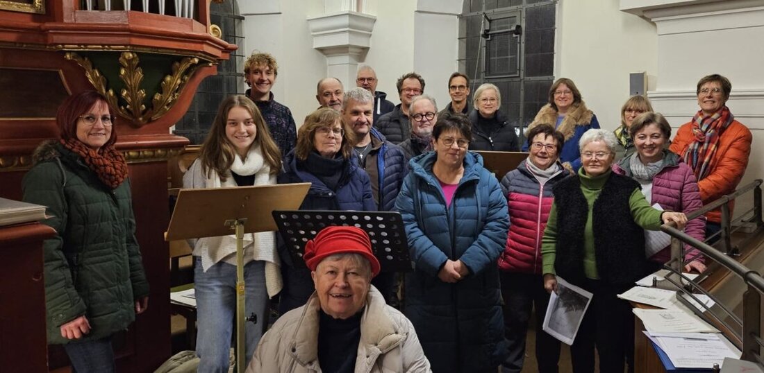 Neunkirchen. Der Projektchor der katholischen Pfarrei ist bereits im dritten Jahr für Weihnachten aktiv und erreicht sein "bestes Niveau". Höhepunkte waren das "ECCE NOVUM" von Ola Gjeilo und das Weihnachts-Wiegenlied von John Rutter.