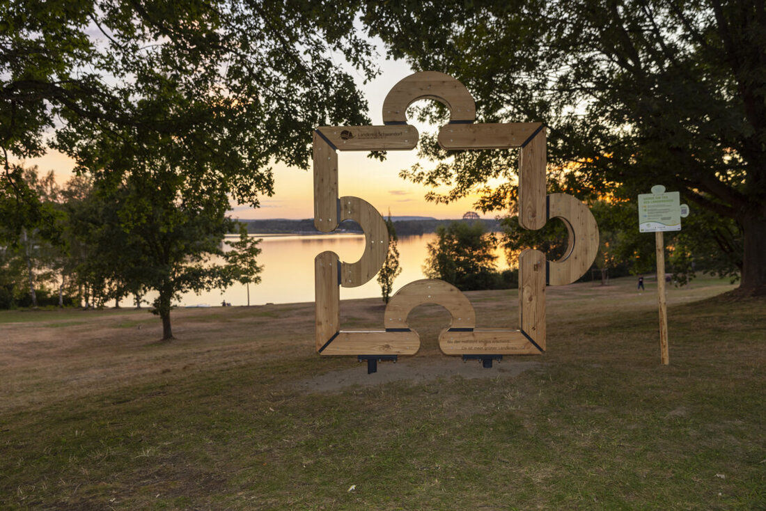 Schwandorf. Neue Phase der Puzzle-Mitmachaktion mit Chance auf Gewinne bis Ende November. Foto in Puzzle-Rahmen machen und tolle Preise, darunter eine Fahrradtour und Eintrittskarten, gewinnen.