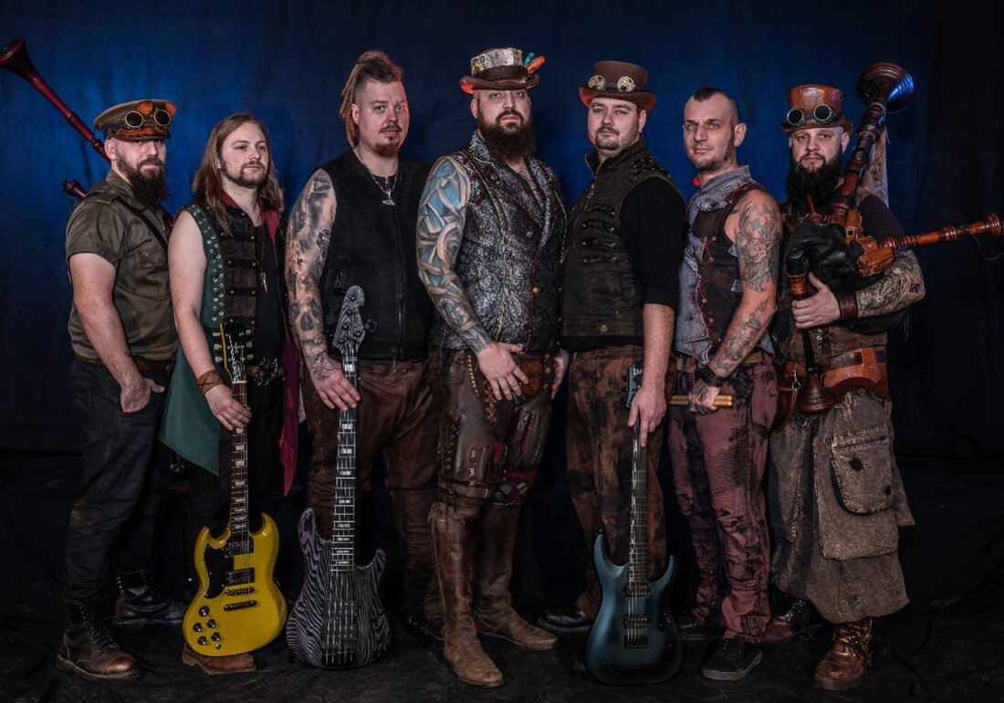 Vilseck. Die Stadt Vilseck präsentiert in Vilseck, Burg Dagestein - Burghof, die ROCK(K)NIGHT mit DEUS VULT und The BlackbeerS am 30. Mai 2025. DEUS VULT vereint Mittelalter-Elemente mit Steampunk, The BlackbeerS eröffnen mit Pirate-Punk. Tickets sind über okticket.de erhältlich.