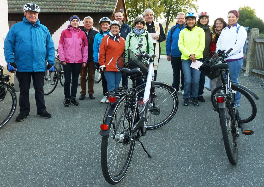 Püchersreuth. „Gott erFAHREN – mit Blick auf Maria“: unter diesem Motto machten sich Gläubige der Pfarreiengemeinschaft Püchersreuth/Wurz/Wildenau per Fahrrad auf den Weg nach Waldthurn. Von Tom Kreuzer Egal ob mit [&hellip;]