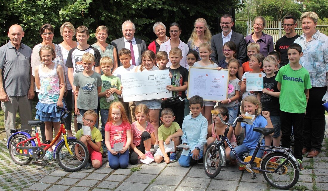 Waldsassen. Bodenständig, zukunftsträchtig und beispielhaft – das sind die Merkmale des Projektes “Unsere eigene Radl-Werkstatt” des Katholischen Kinderhauses St. Michael. Für die neunköpfige Jury der Bildungsinitiative “Technik – Zukunft in [&hellip;]