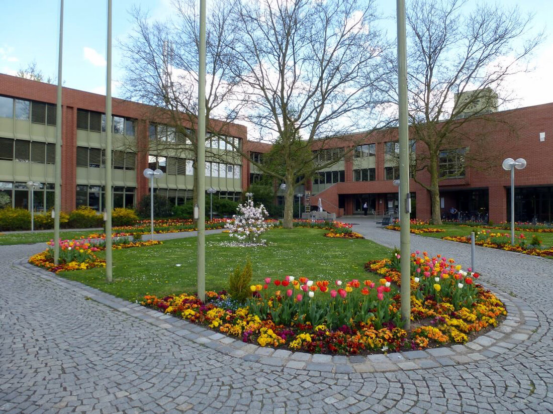 Weiden. Wie die Stadt Weiden mitteilt gelten ab 1. November neue Vorgaben für Meldepflichtige und Wohnungsgeber. Ein neues Bundesmeldegesetz tritt in Kraft.  Zum 1. November 2015 tritt ein bundesweit einheitliches [&hellip;]