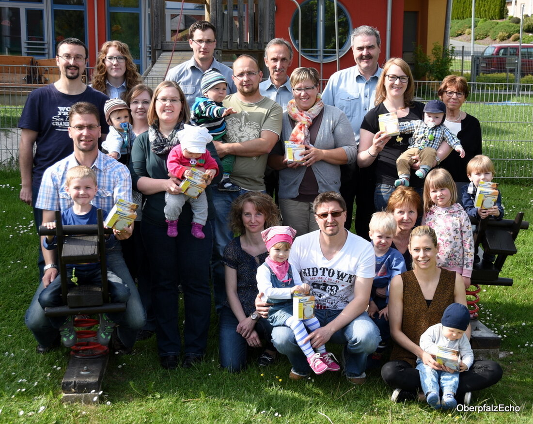 Letzau. „Jährlich sterben fast 400 Menschen in Folge von Bränden“, sagte Feuerwehrkommandant Karl Völkl vor elf jungen Eltern mit ihrem Nachwuchs. Die Feuerwehr Letzau hatte die Familien ins Gemeindehaus eingeladen, [&hellip;]