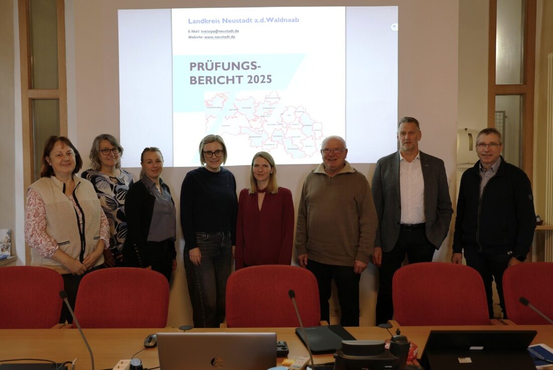 Neustadt/WN. Der Rechnungsprüfungsausschuss hat die Jahresrechnung 2025 nach fünf Sitzungen abgeschlossen. Der Bericht geht nun in den Kreistag, der öffentlich über Feststellung der Rechnung und Entlastung entscheidet.