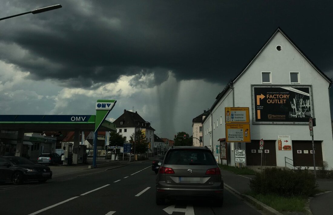 Neustadt/WN. Im Polizeipräsidium Oberpfalz liefen am Freitagabend die Telefonleitungen heiß: Zwischen 19.00 Uhr und Mitternacht registrierte die Einsatzzentrale rund 50 unwetterbedingte Einsätze – viele davon im Landkreis Neustadt/WN.  Zum Start [&hellip;]