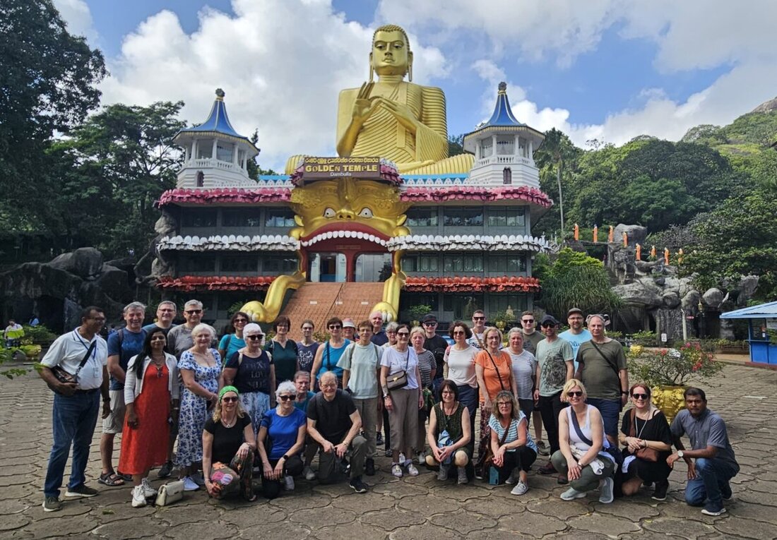 Weiherhammer. Am 10. Januar starteten 32 Reisefreunde mit Pater Prince zu einer 14-tägigen Tour durch Sri Lanka und Südindien, mit Stationen von Colombo über Kandy bis Cochin und Erleben von Safari bis Hausboot.