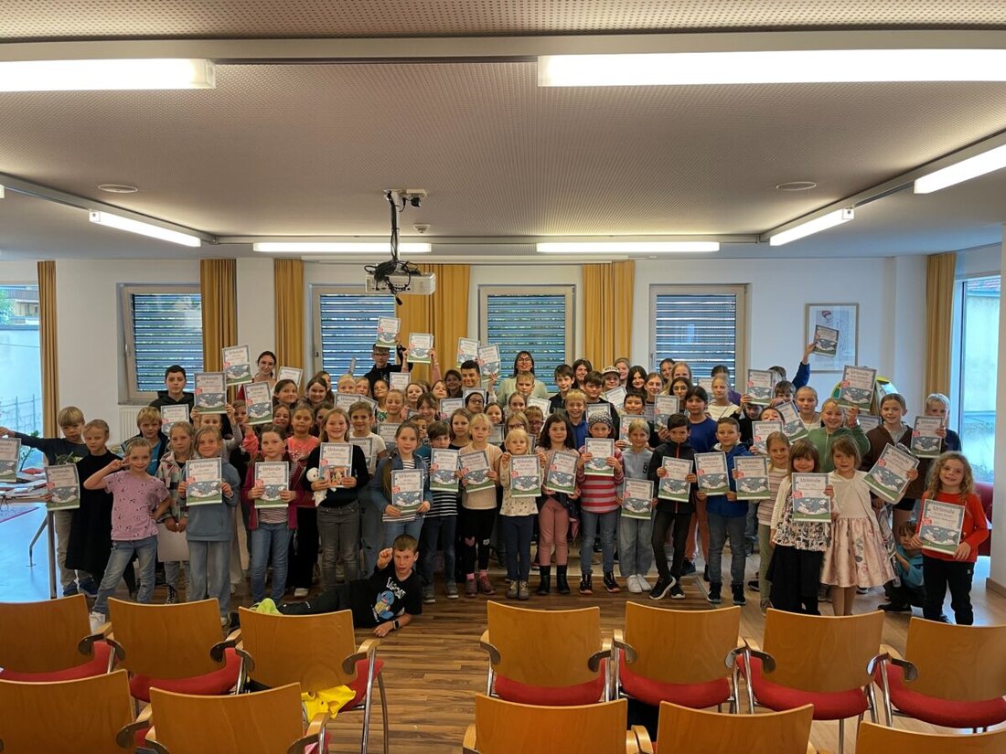 Burglengenfeld. Der Sommerferien-Leseclub verzeichnete einen Rekord: 940 Bücher in acht Wochen von 138 Kindern, fast 100 bei der Preisverleihung, der Hauptpreis ging an Xaver Obermeier.