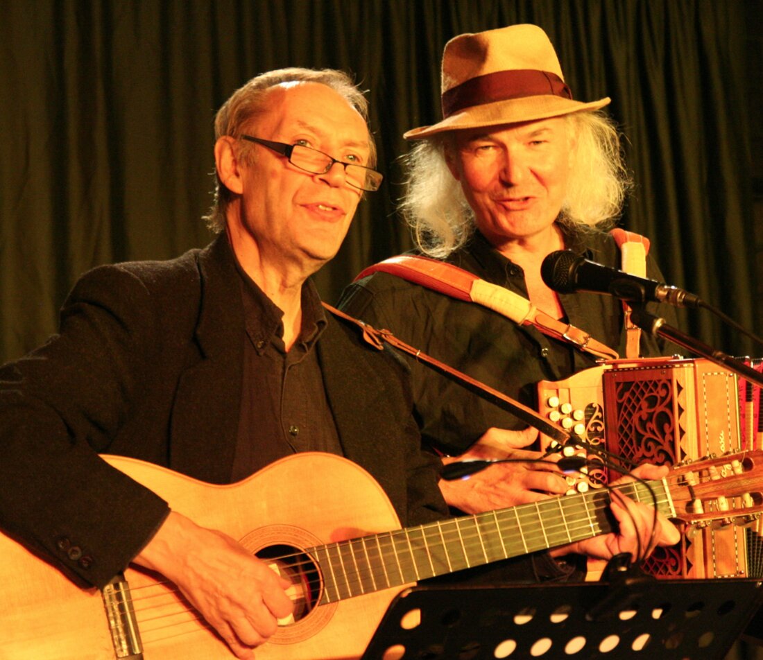 Amberg. Am 18. Oktober 2025 um 20 Uhr lädt die Stadtbibliothek zur Ringelnatz-Lesung mit Achim Amme und Musik von Ulrich Kodjo Wendt ein.