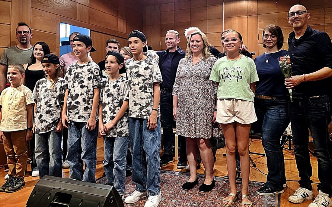 Weiden. Beim Klassenvorspiel der Rock/Pop-Abteilung der Franz-Grothe-Schule begeisterten Schüler mit einem vielseitigen Programm.  