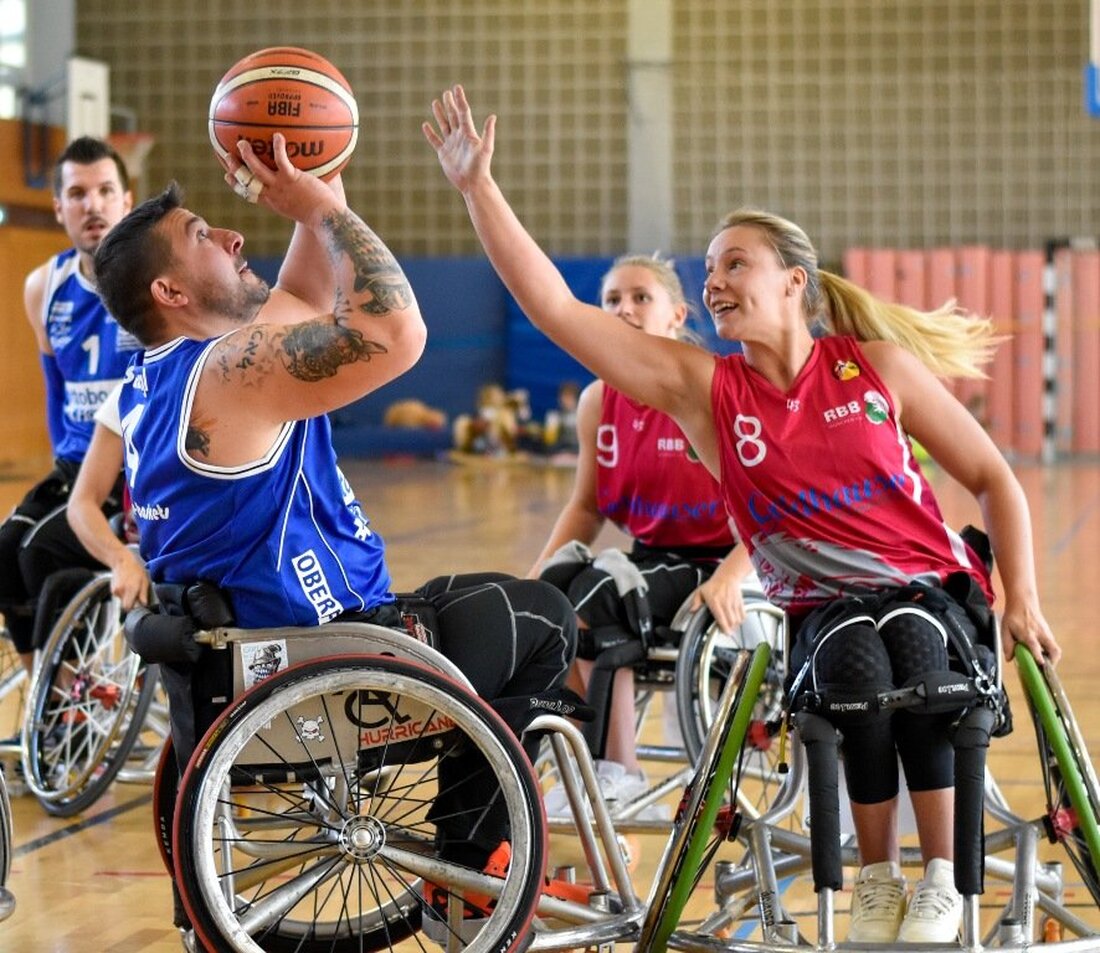 Weiden. Gleich zwei Siege legten die Rollactiv Baskets am vergangenen Heimspieltag hin. Zu Gast bei den BVS-Rollstuhlbasketballern waren die Mannschaften aus Ellwangen und Würzburg, die Oberpfälzer gewannen jeweils klar.  Auf [&hellip;]