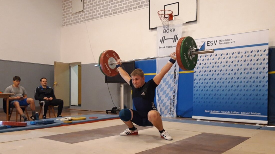 Weiden. Eine stark ersatzgeschwächte Weidener Mannschaft hatte beim Auswärtskampf der 2. Bundesliga gegen den ESV München-Freimann leider keine Chance. Trotz starker Leistungen siegte der Gastgeber klar mit 508,8 : 369,6 [&hellip;]