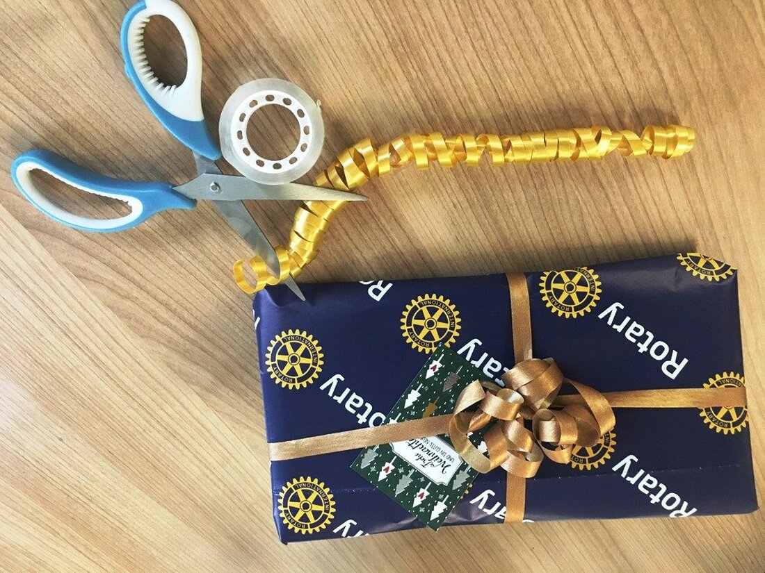 Weiden. Über hundert Pakete haben die Mitglieder des Rotary Clubs Weiden auch im Jahr der Corona-Pandemie für ihre Aktion Weihnachtsstern gepackt. “Gerade weil viele Kinder, Jugendliche und ältere Menschen, die [&hellip;]