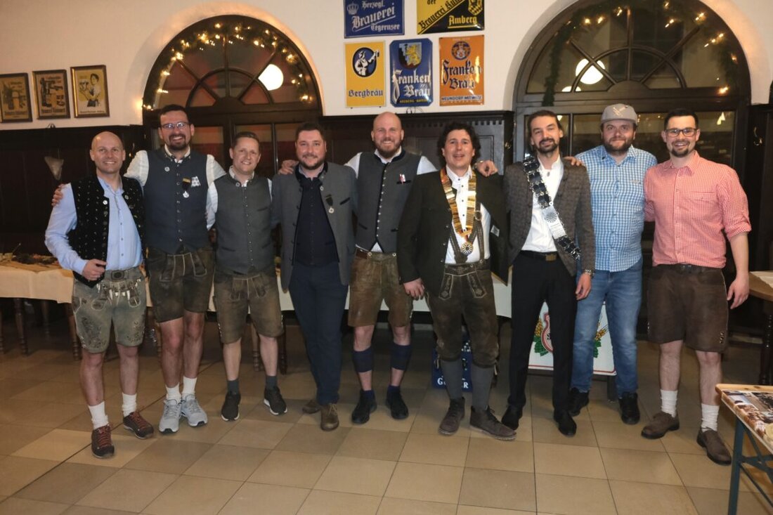 Amberg. Persönliches Engagement zur Förderung sozialer Einrichtungen und Vertiefung von freundschaftlichen Kontakten im Club und im Distrikt prägten das zurückliegende Geschäftsjahr von Round Table 69 Amberg.