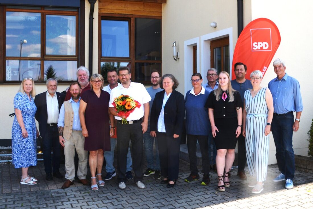 Amberg. Johannes Foitzik wurde als Vorsitzender des SPD Unterbezirks Amberg-Sulzbach-Neumarkt wiedergewählt, und die Partei zielt darauf ab, ihre kommunalpolitische Position in Bayern zu stärken.