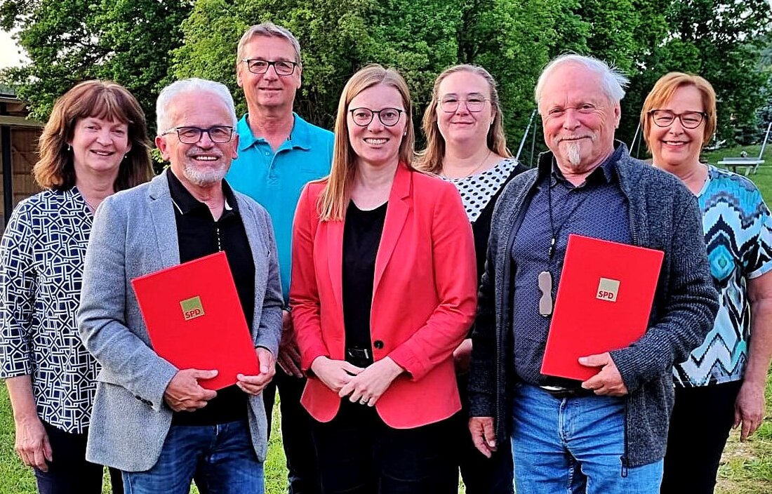 Bechtsrieth. Der SPD-Ortsverein Bechtsrieth-Trebsau prägte mit zahlreichen Aktivitäten das Gemeindeleben 2024, und Vorstand Alfred Wulfänger wurde wiedergewählt. Ehrungen langjähriger Mitglieder und politische Schwerpunkte, wie Bildung, standen im Fokus.